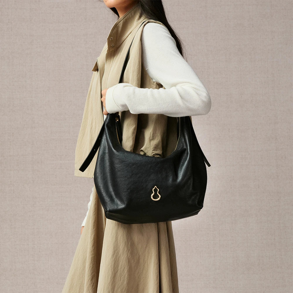 Large Flow Crescent Bag (Vegetable-Tanned)