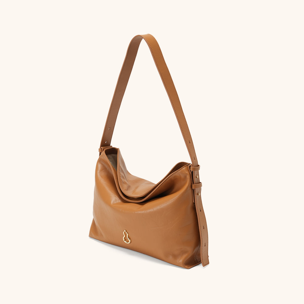 Medium Flow Hobo (Dong Hand-Crinkled Texture)