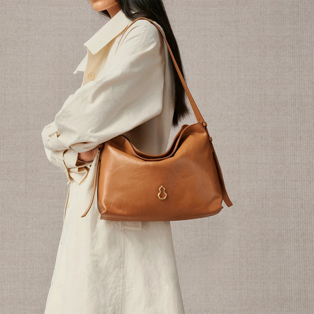 Medium Flow Hobo (Texture Version)