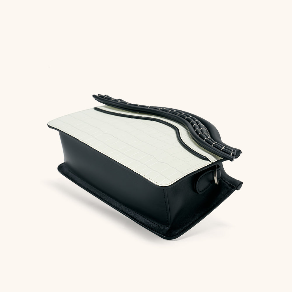 Garden of Pleasance Purse