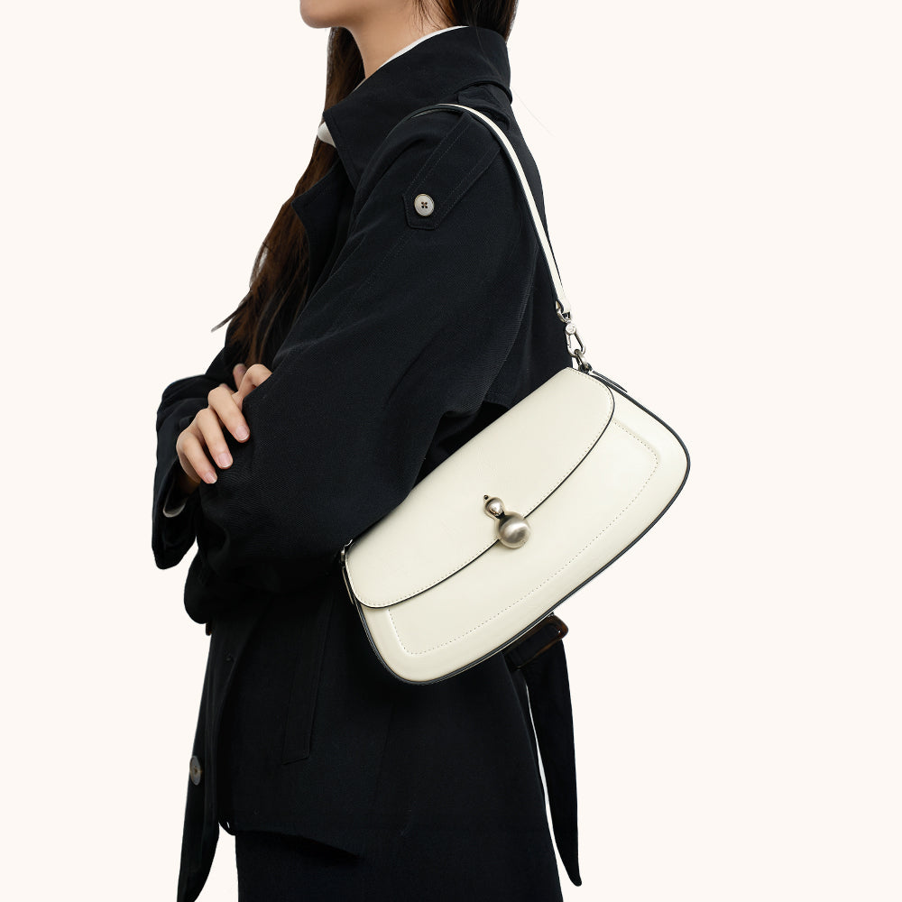 Latch Weeble Satchel