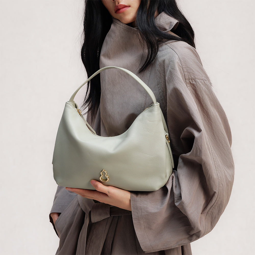 Flow Voyage Bag