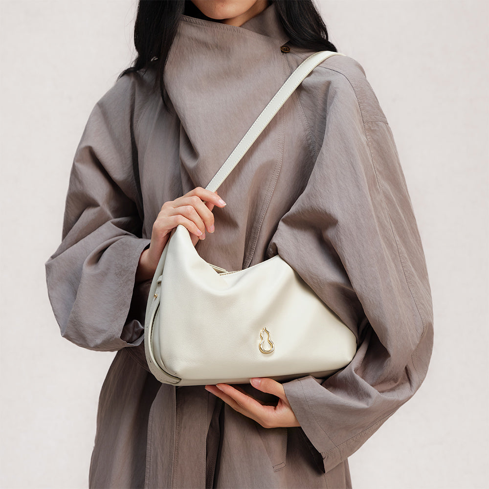 Flow Voyage Bag