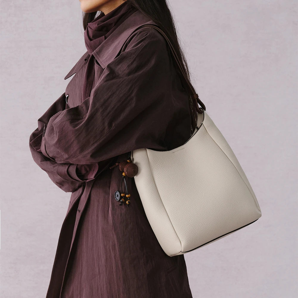 Relume Echo Bucket Bag