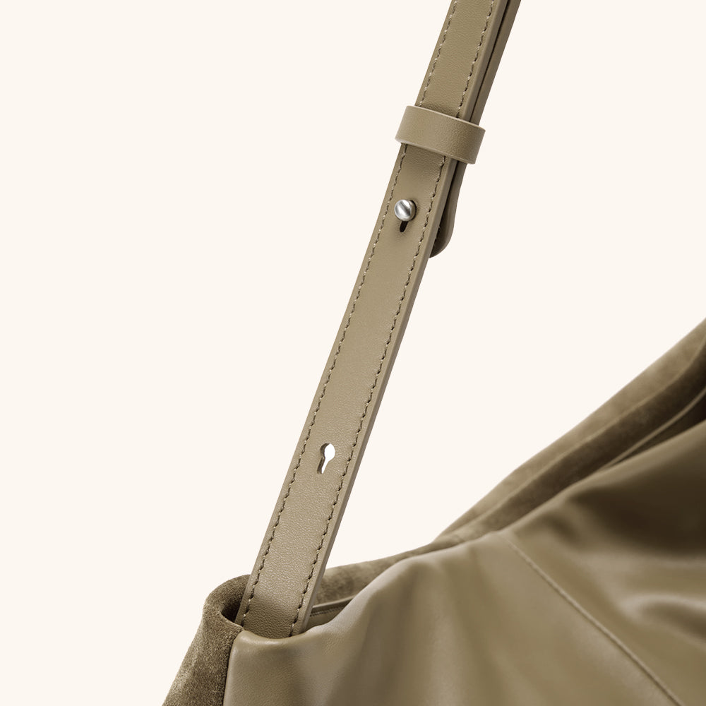 Flow Double-Faced Suede Hobo Drifting Cloud