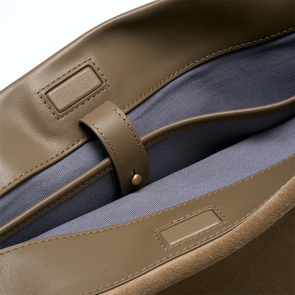 Large Flow Tote (Suede)