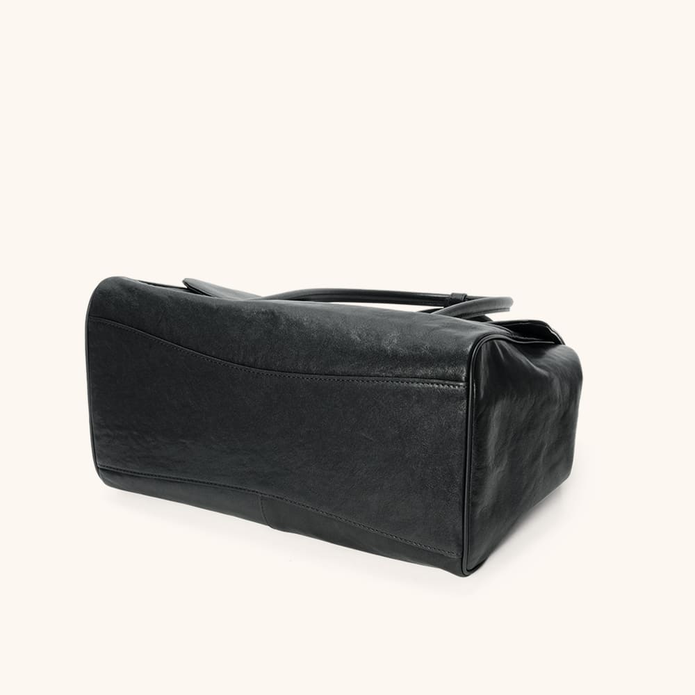 Fulfill Flap Tote