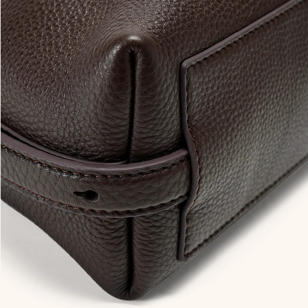 Relume Shoulder Hobo