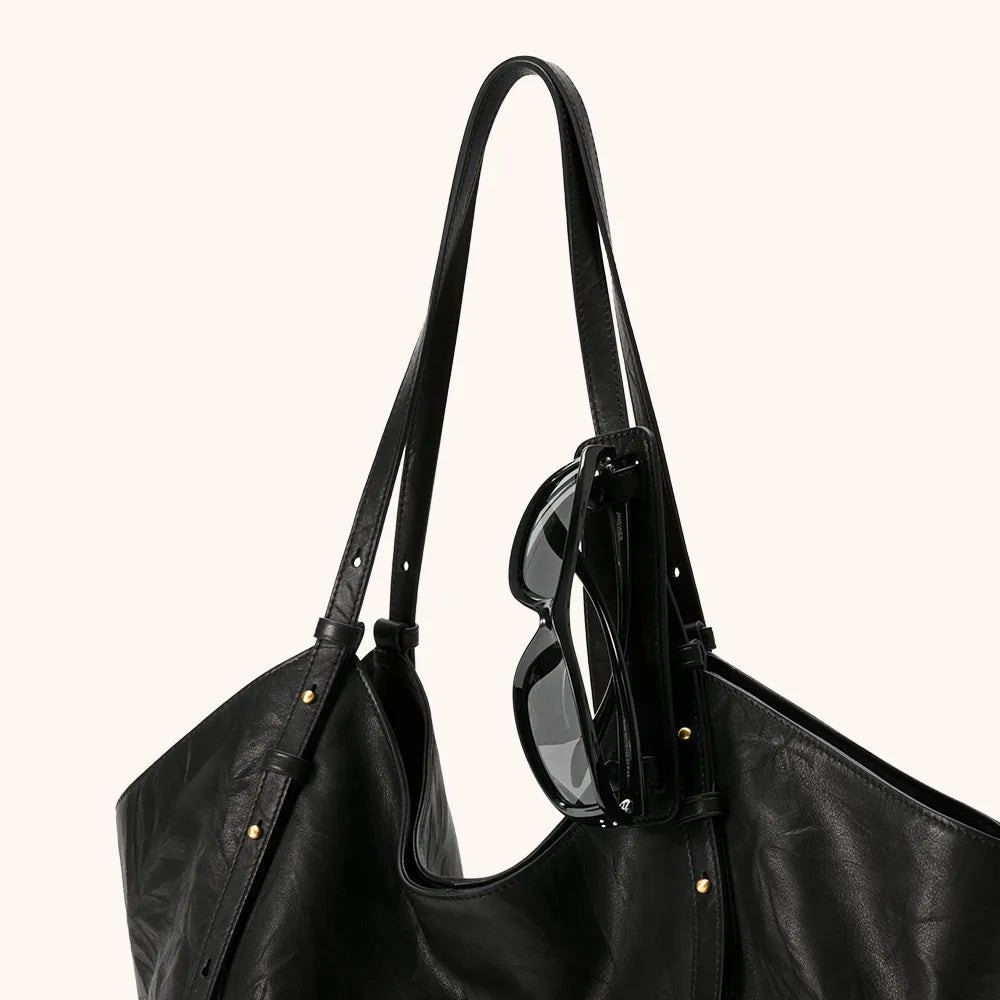 Fulfill Ease Dong Hand-Crinkled Tote