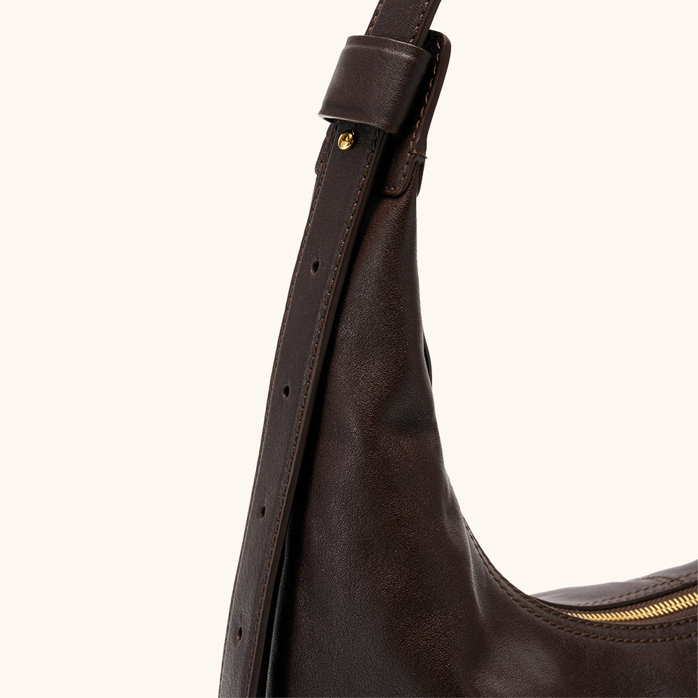 Large Flow Crescent Bag (Vegetable-Tanned)