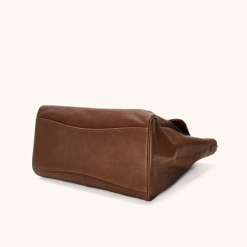 Fulfill Flap Tote