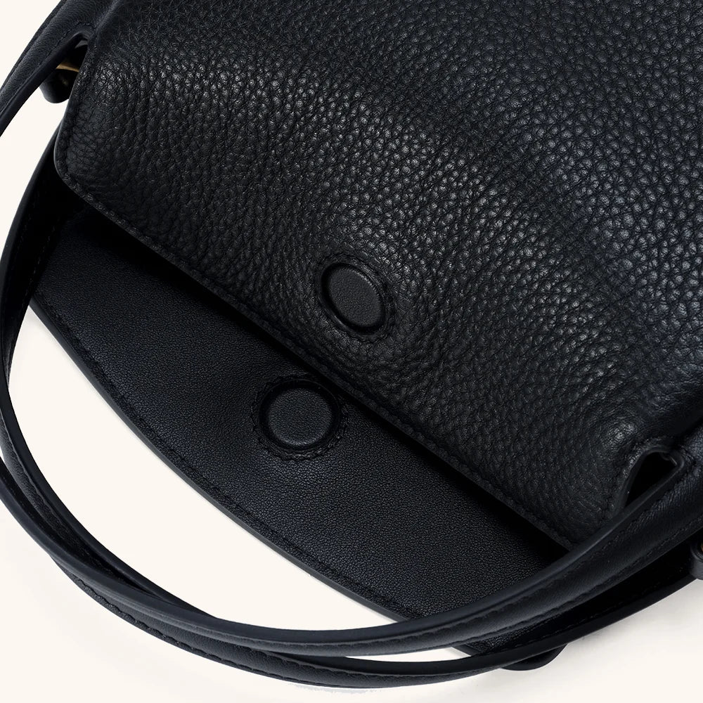 Small Drum Tote (Soft Grain)
