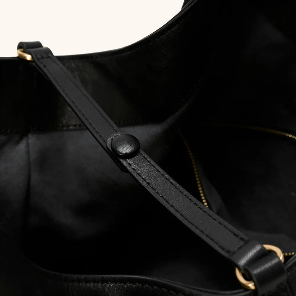 Fulfill Ease Dong Hand-Crinkled Tote