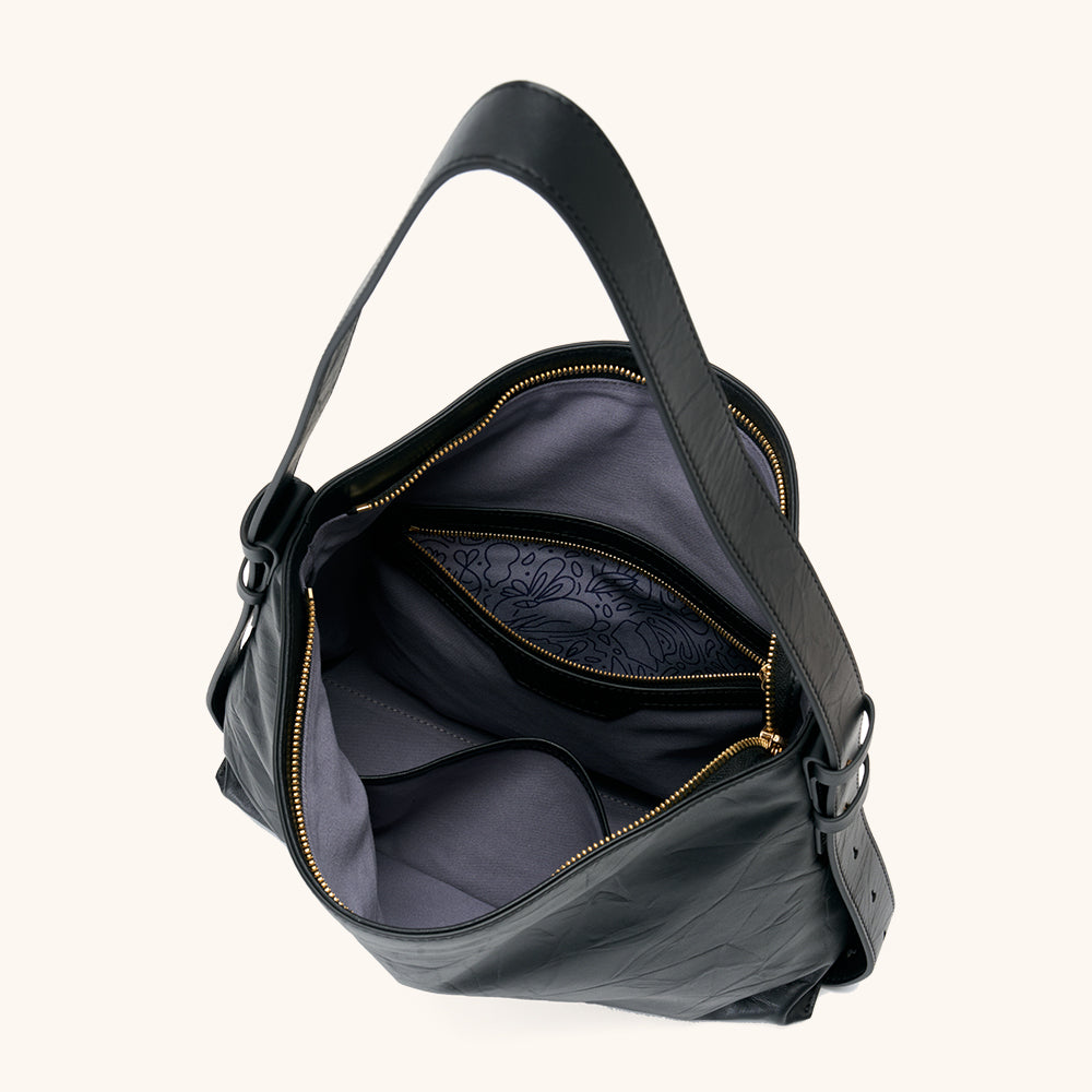 Medium Flow Hobo (Dong Hand-Crinkled Texture)