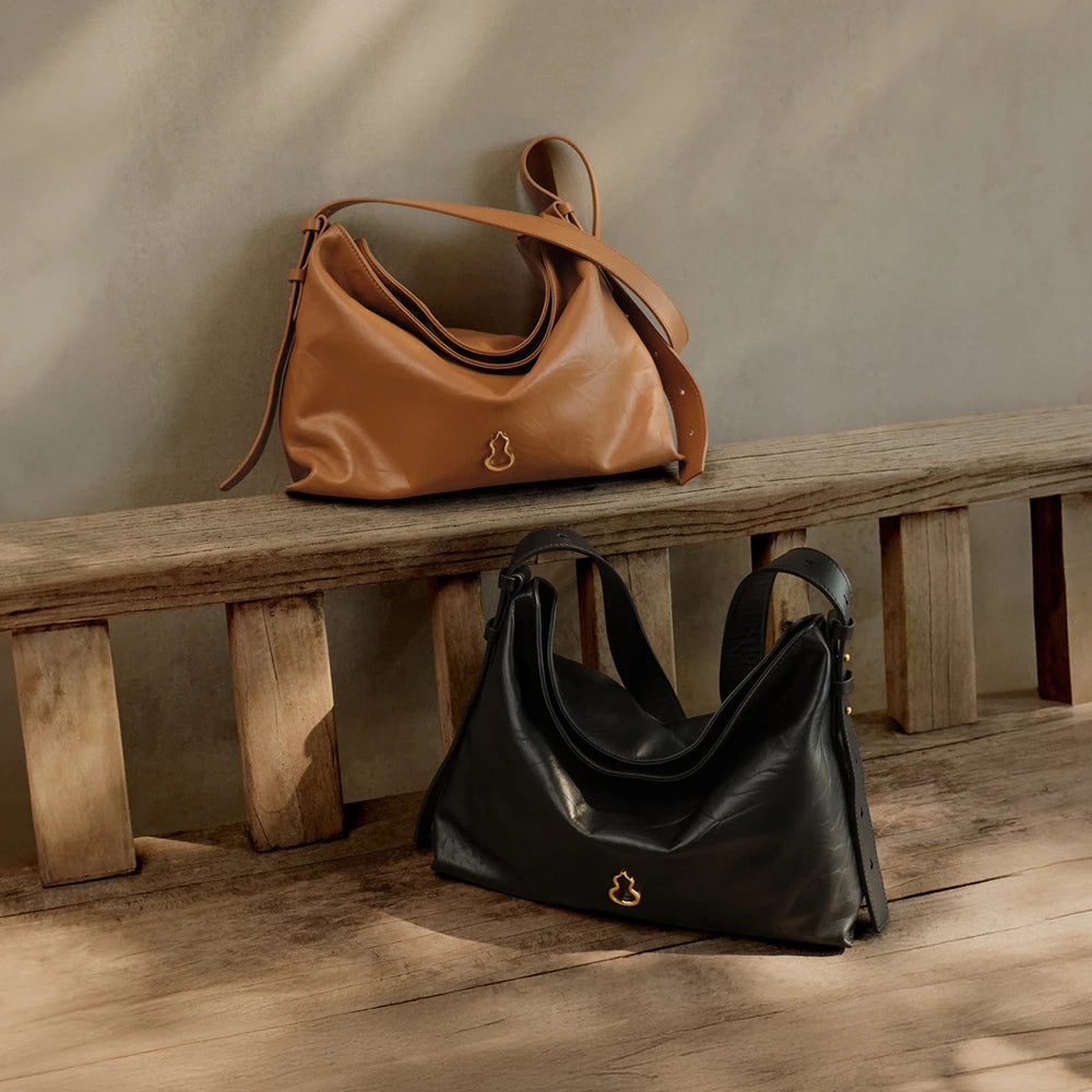 Medium Flow Hobo (Texture Version)