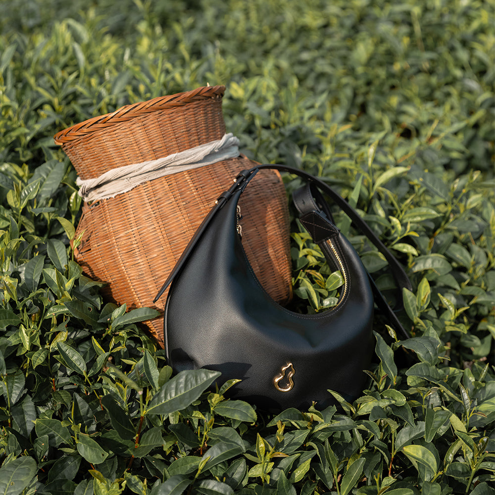 Small Flow Crescent Bag