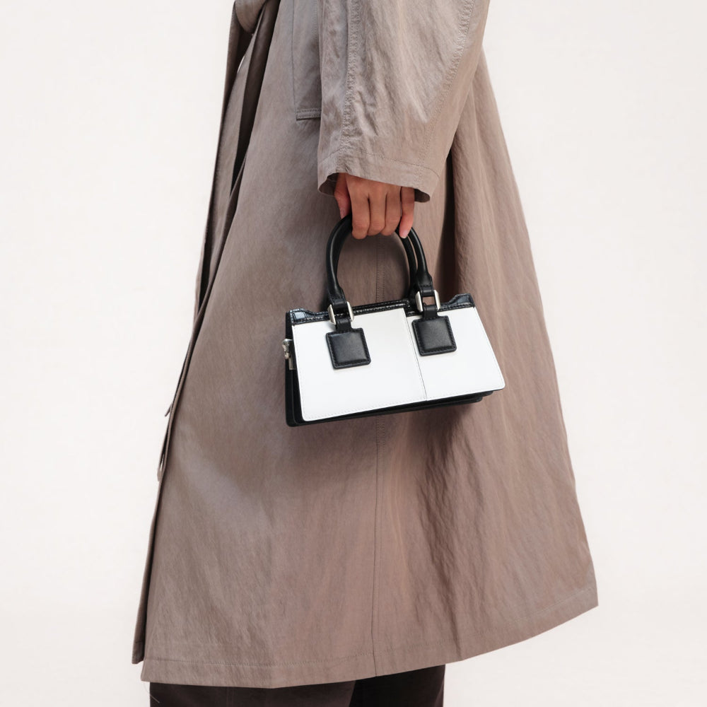 Bampo garden of pleasance handbag on model 6