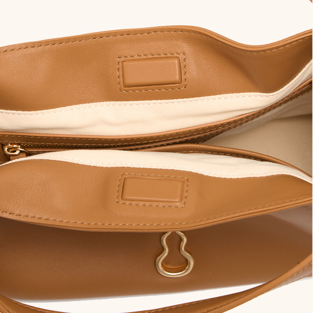 Details of the Bampo Drum Tote