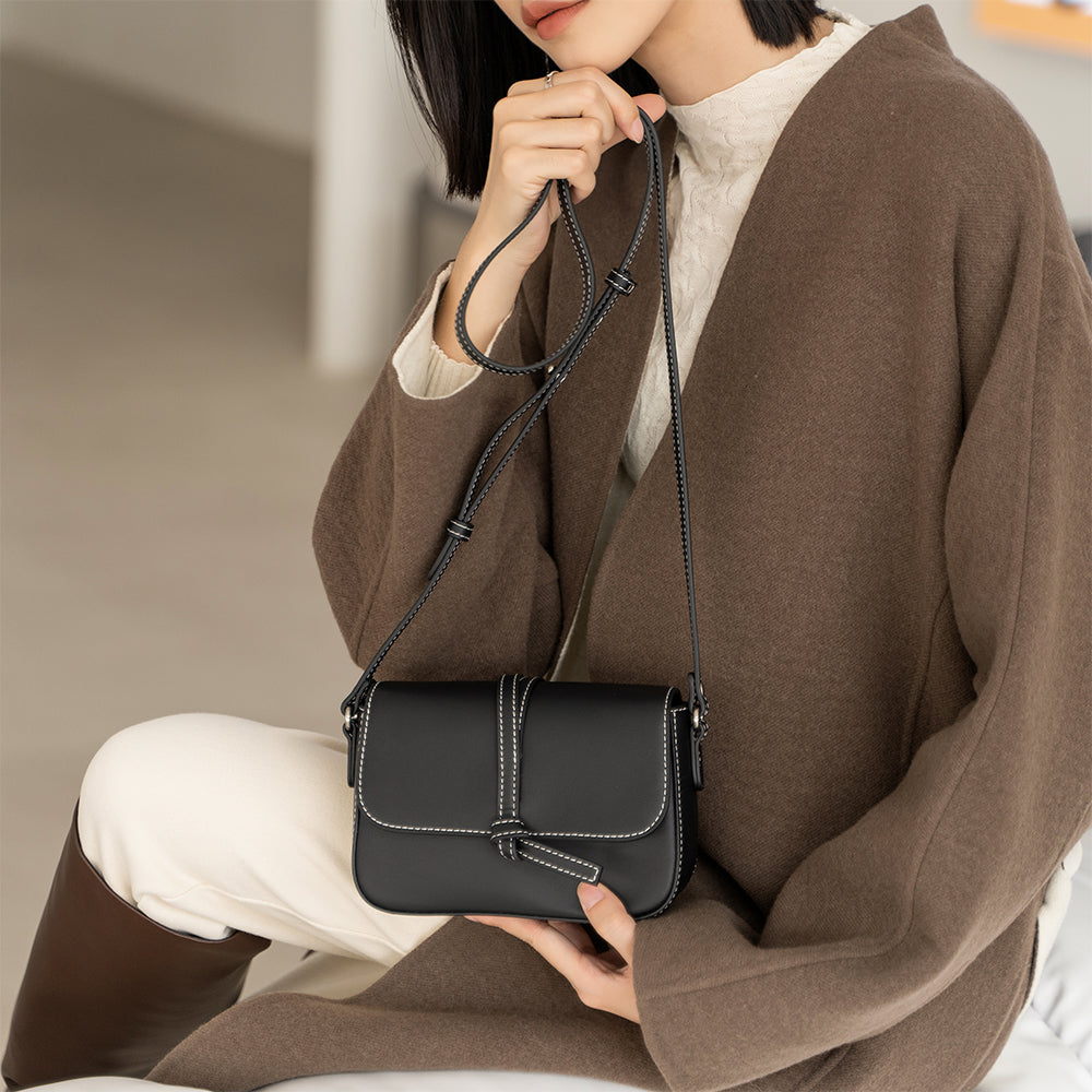 Bampo Ease Mini Totet on Model 1