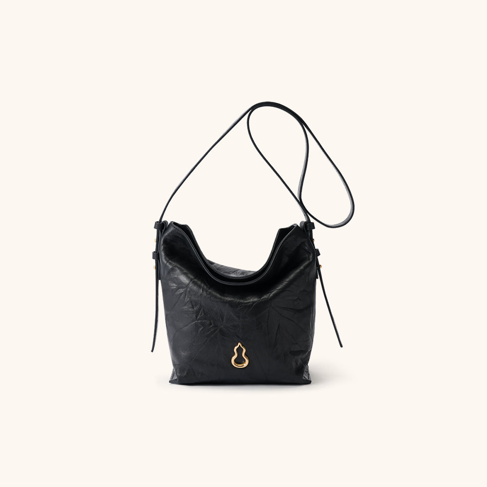 Bampo Flow Bucket Bag