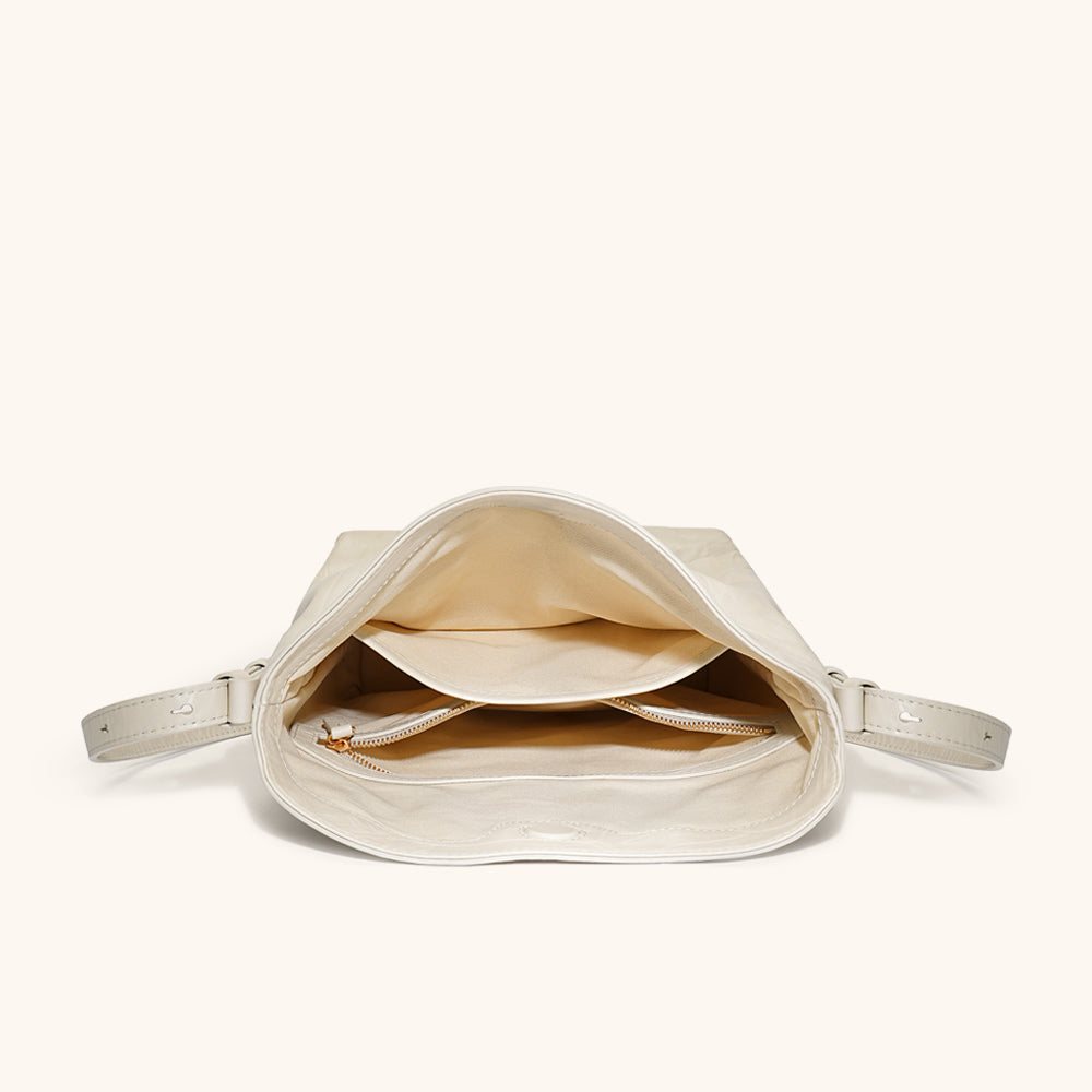 Lining of the Bampo Flow Bucket Bag
