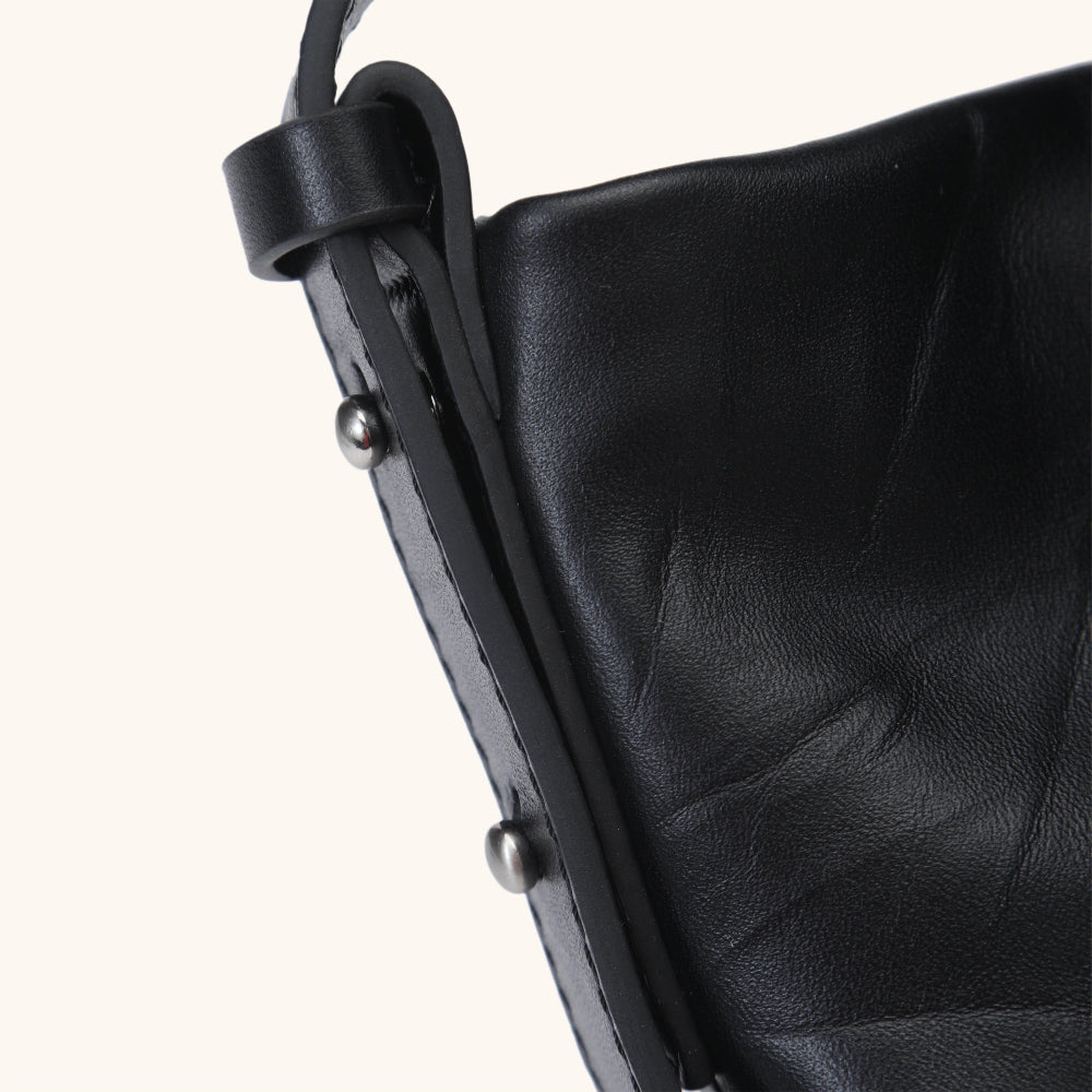 Details of the Bampo Flow Shift Hobo