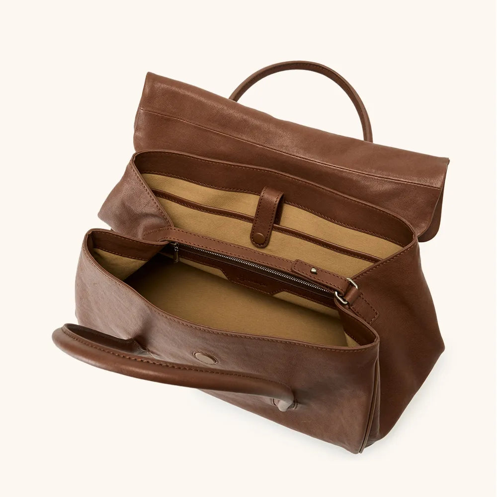 Details of the Bampo Fulfill Flap Tote