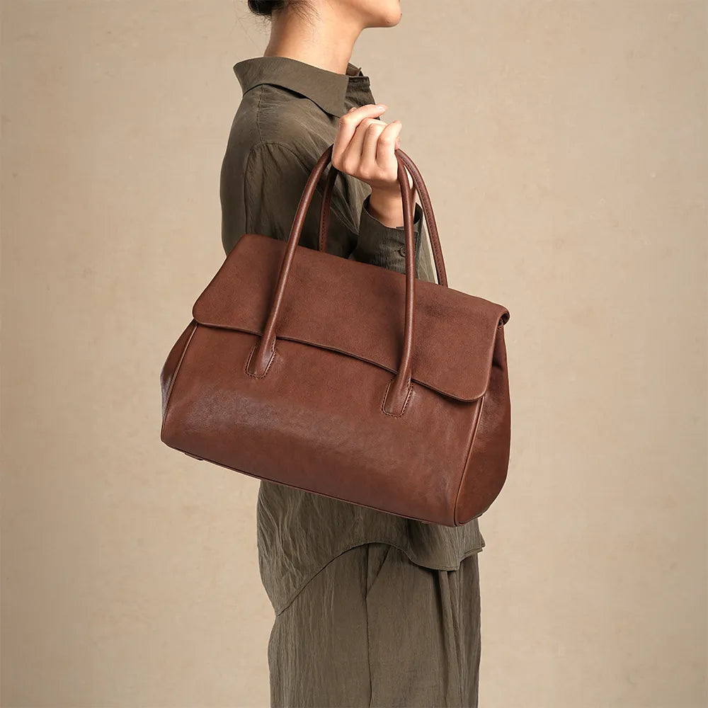Bampo Fulfill Flap Tote on Model 2