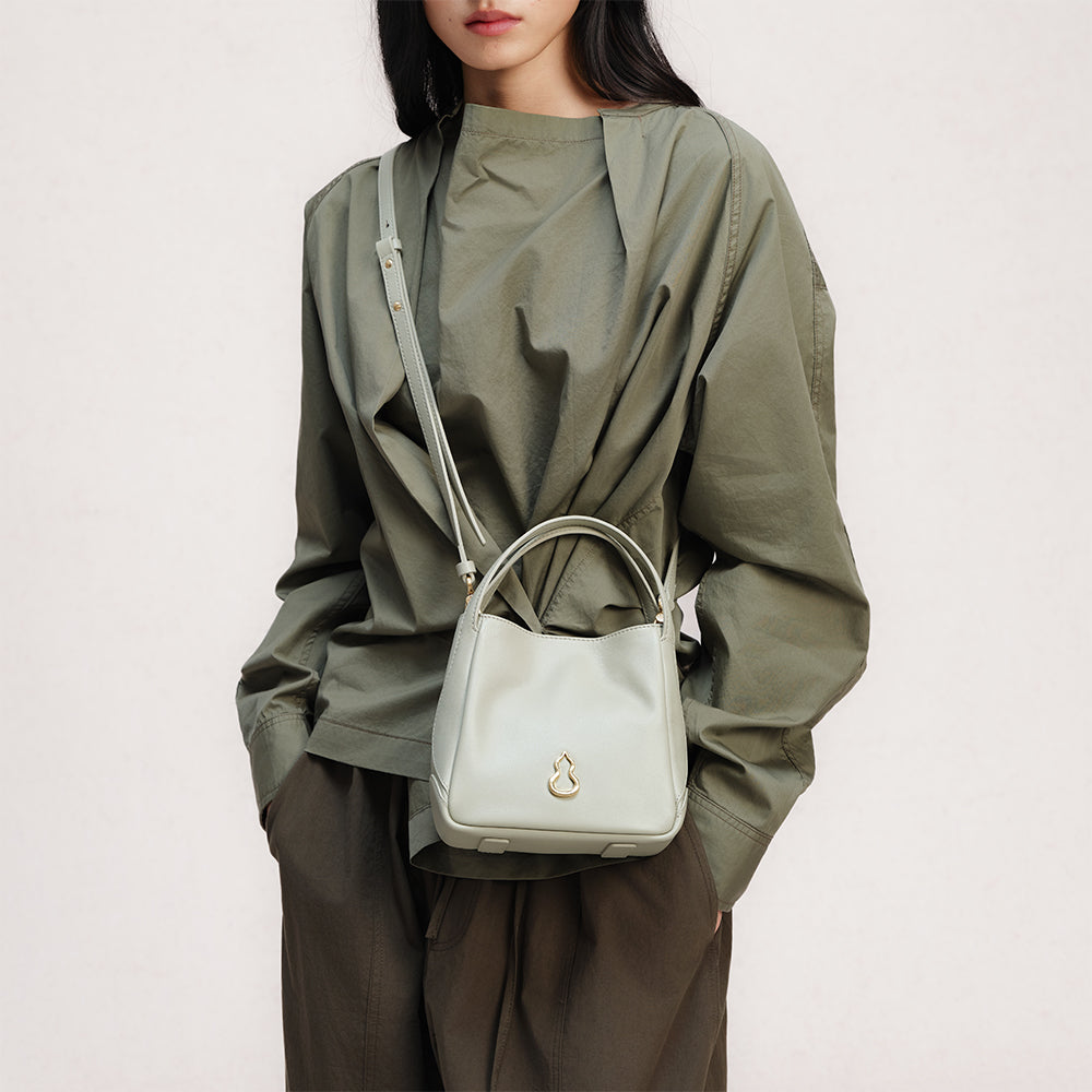 Bampo Harmony Bucket Bag on Model 6