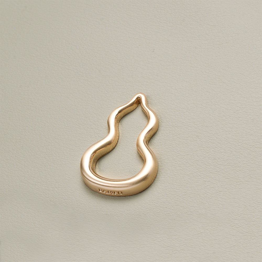 Hulu Hardware of the Bampo Harmony Bucket Bag