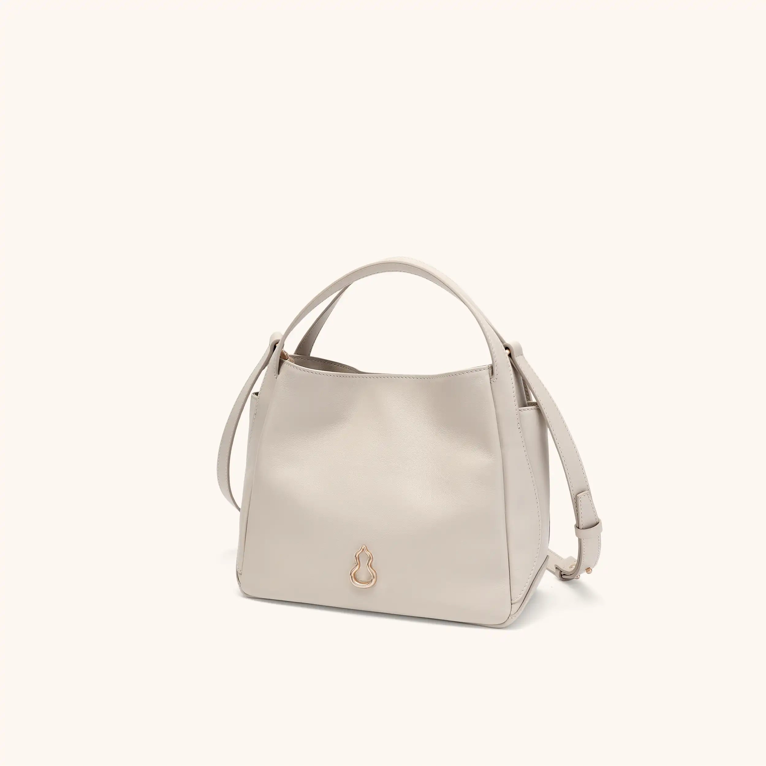 Side View of the Bampo Harmony Tote