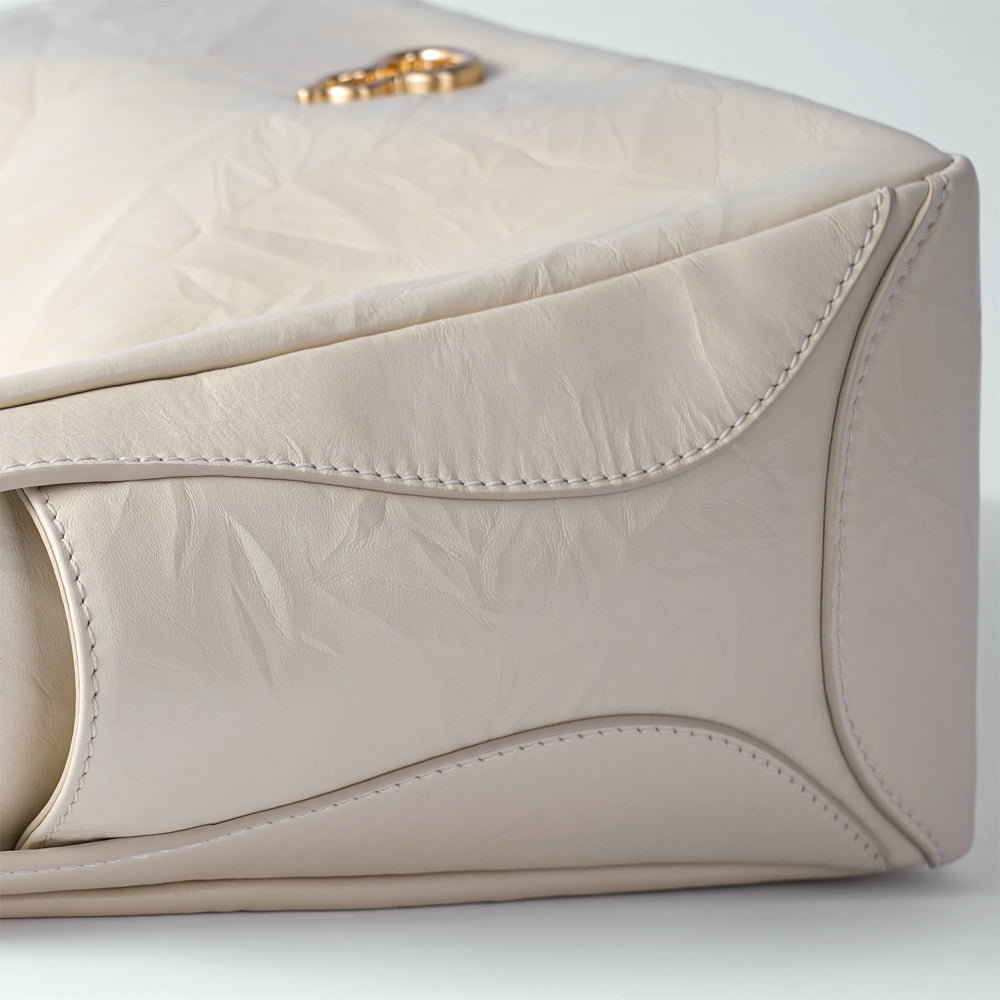 Details of the Bampo Harmony Tote (Texture Version)