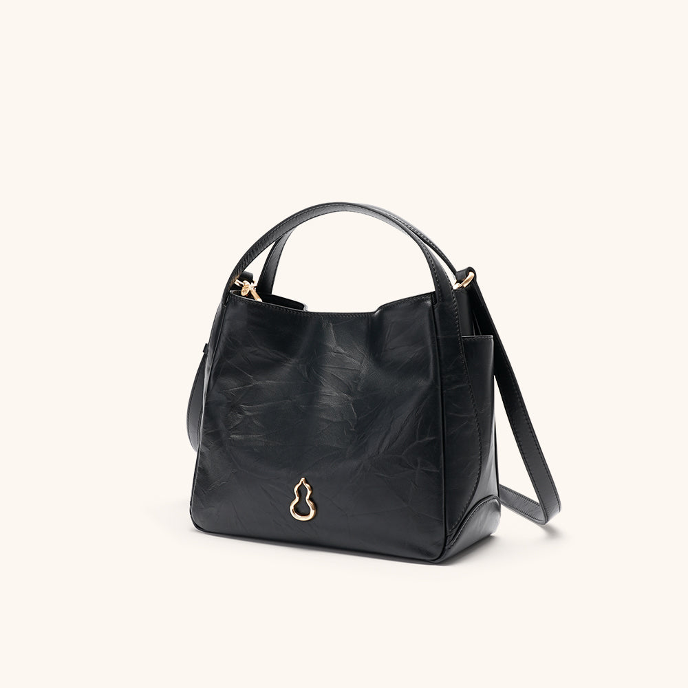 Side View of the Bampo Harmony Tote (Texture Version)