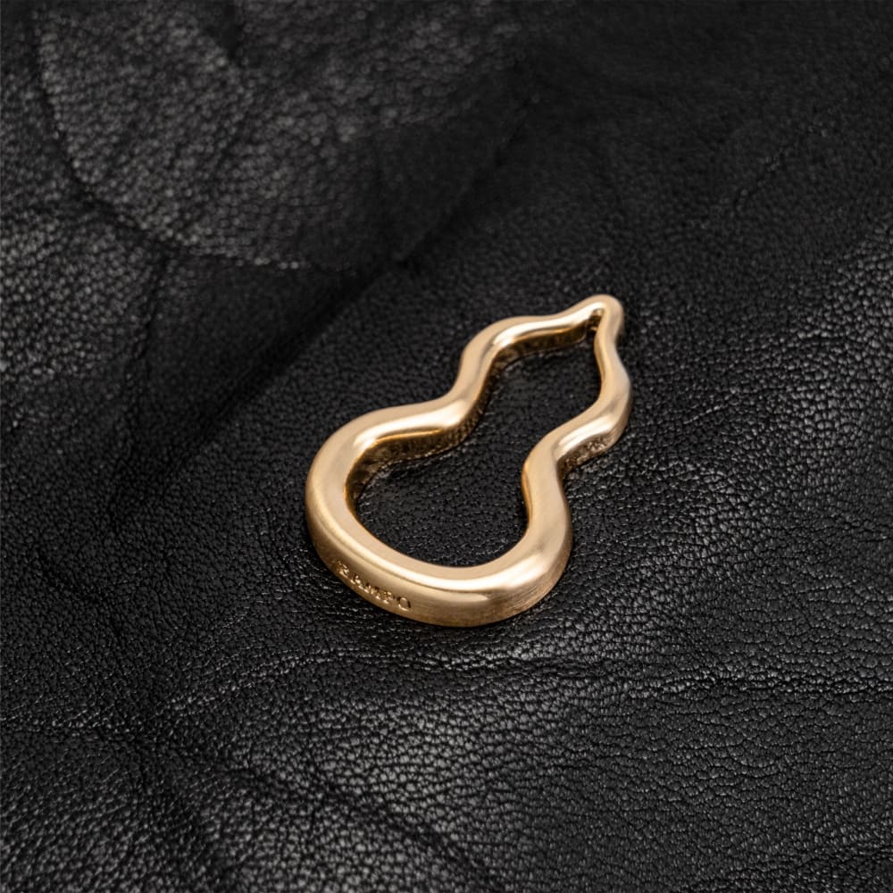 Hulu Hardware of the Bampo Large Flow Hobo