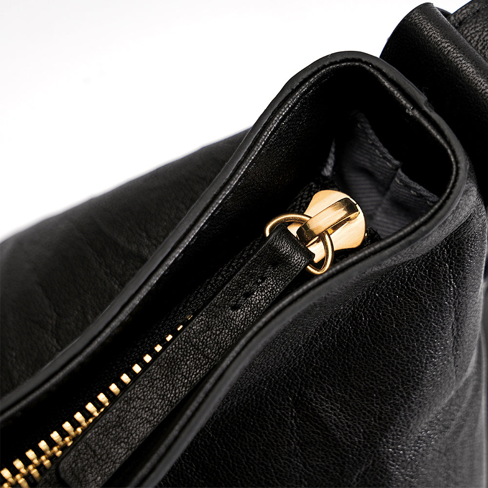 Zipper of the Bampo Large Flow Hobo
