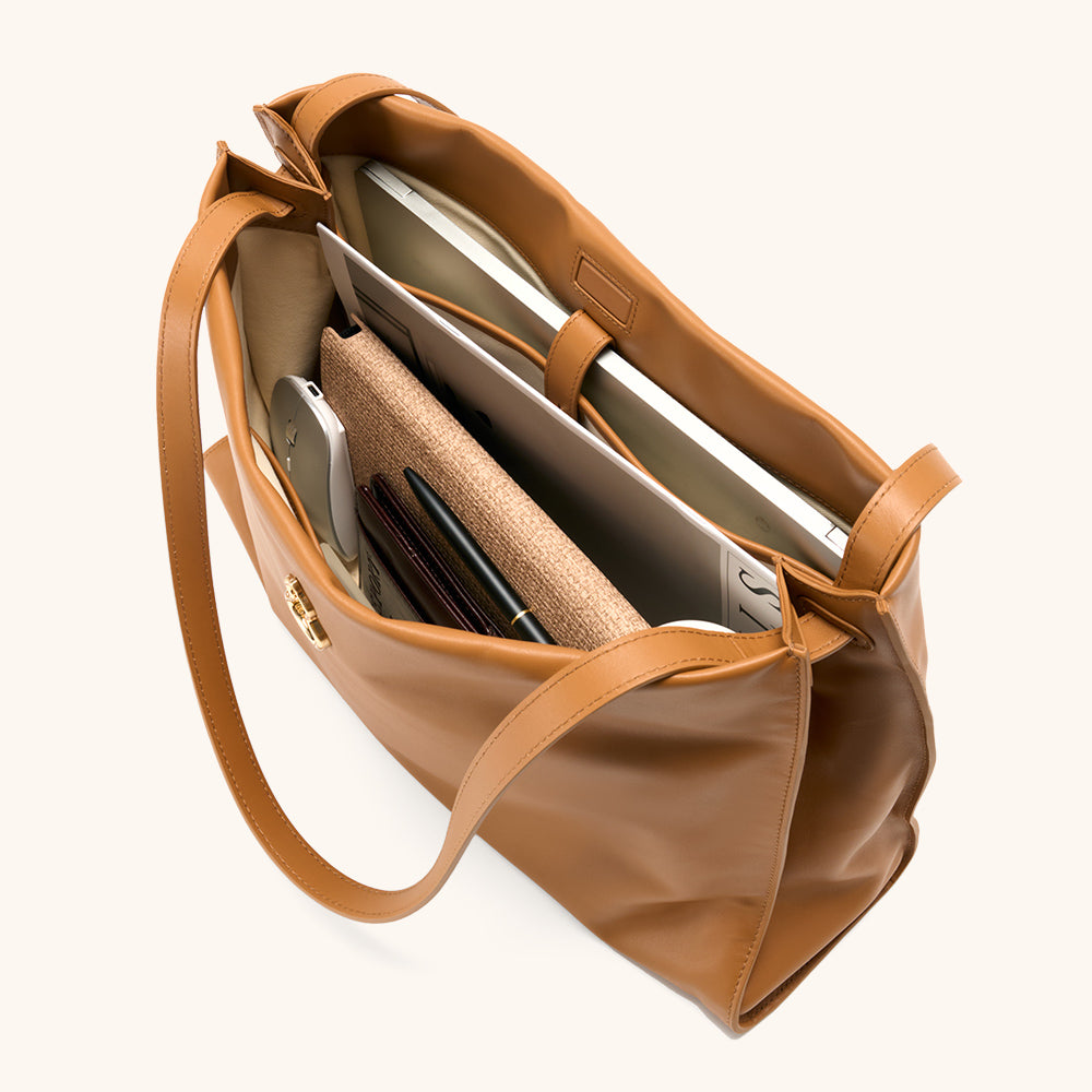 Side View of the Bampo Large Land Tote13