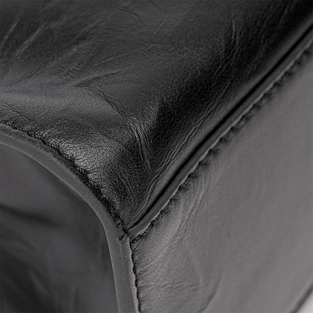 Details of the Bampo Medium Land Tote (Texture Version)