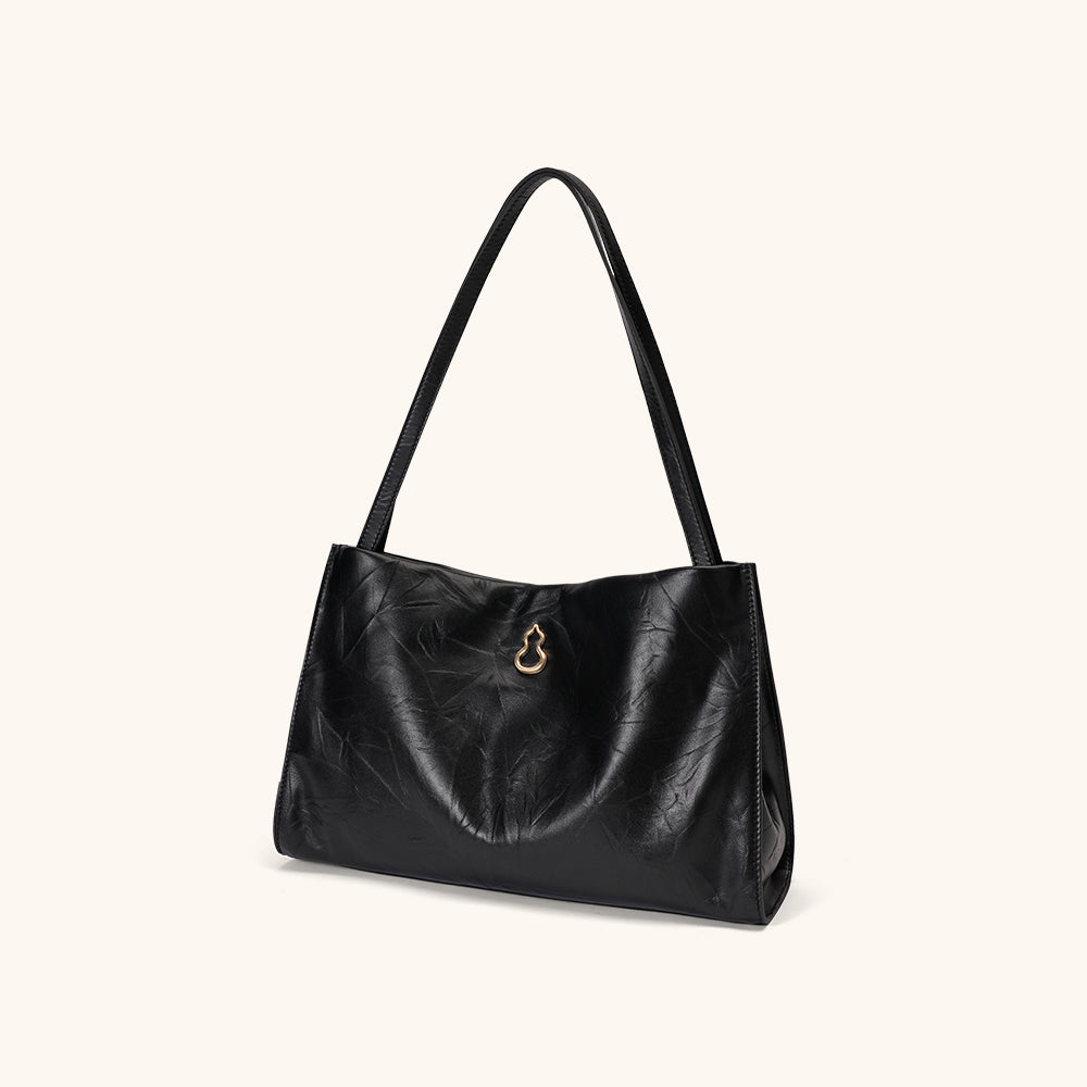 Side View of the Bampo Medium Land Tote (Texture Version)