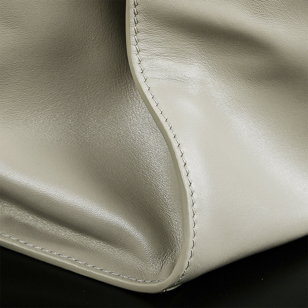Details of the Bampo Medium Land Tote