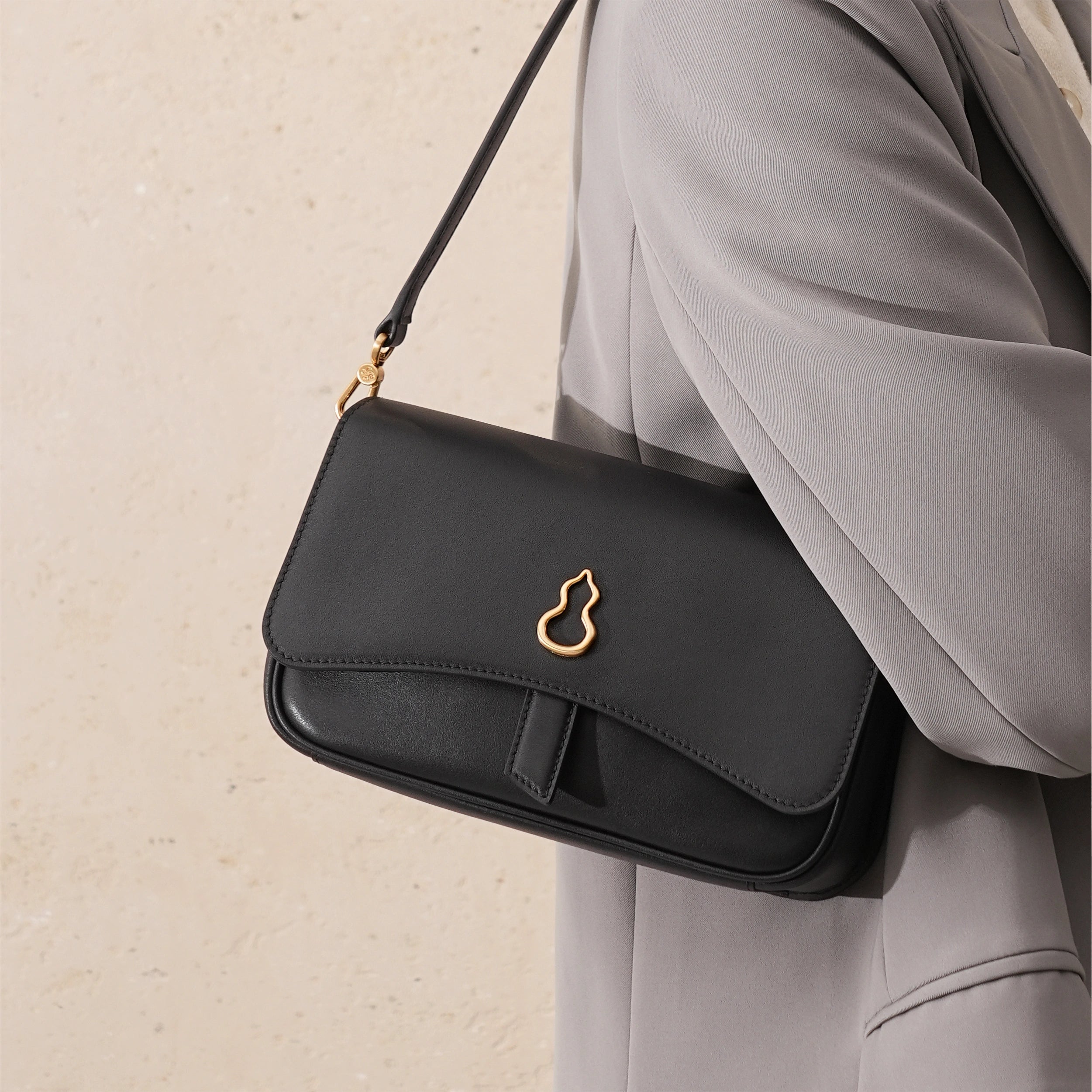 Bampo Ridge Shoulder Bag on Model 1