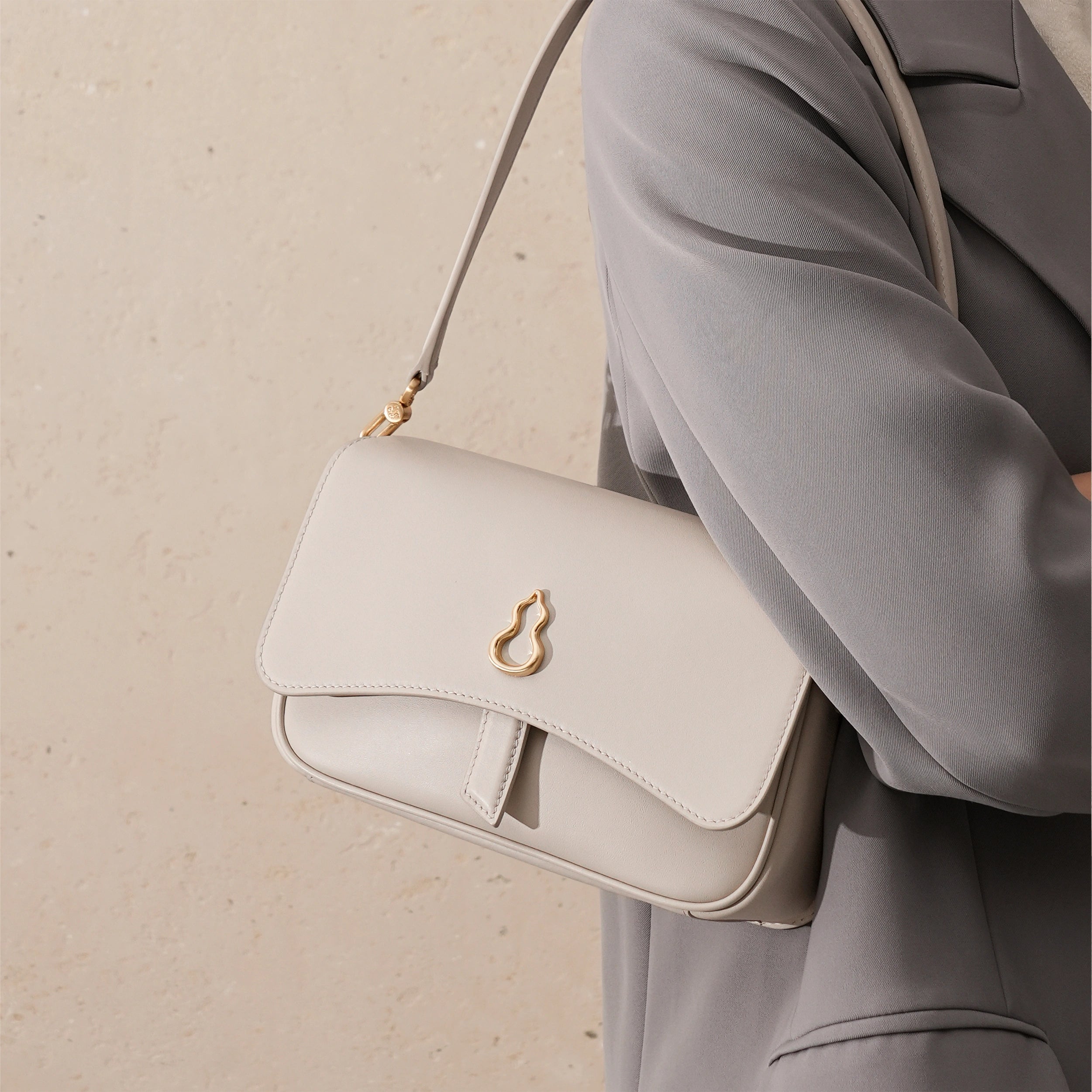 Bampo Ridge Shoulder Bag on Model 1