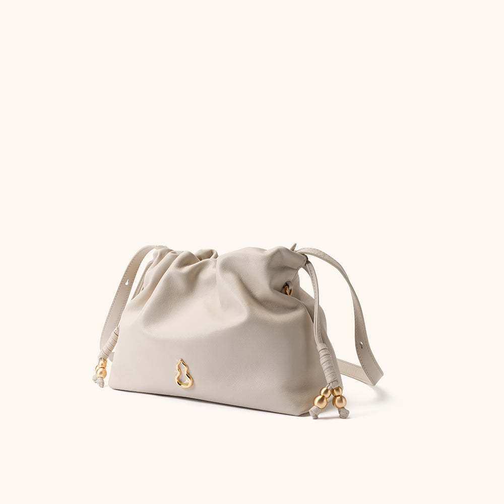 Side View of the Bampo Small Flow Cloud#color_silky-cream
