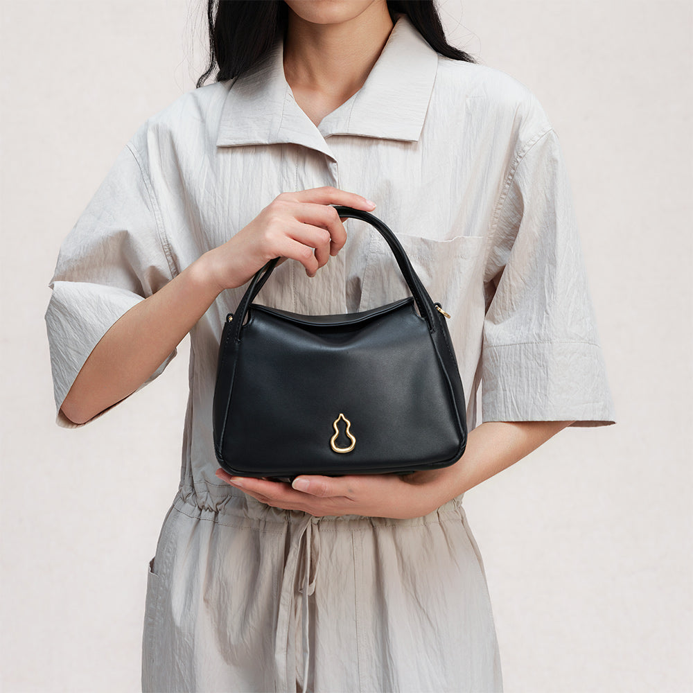 Bampo Small Harmony Tote on Model 1