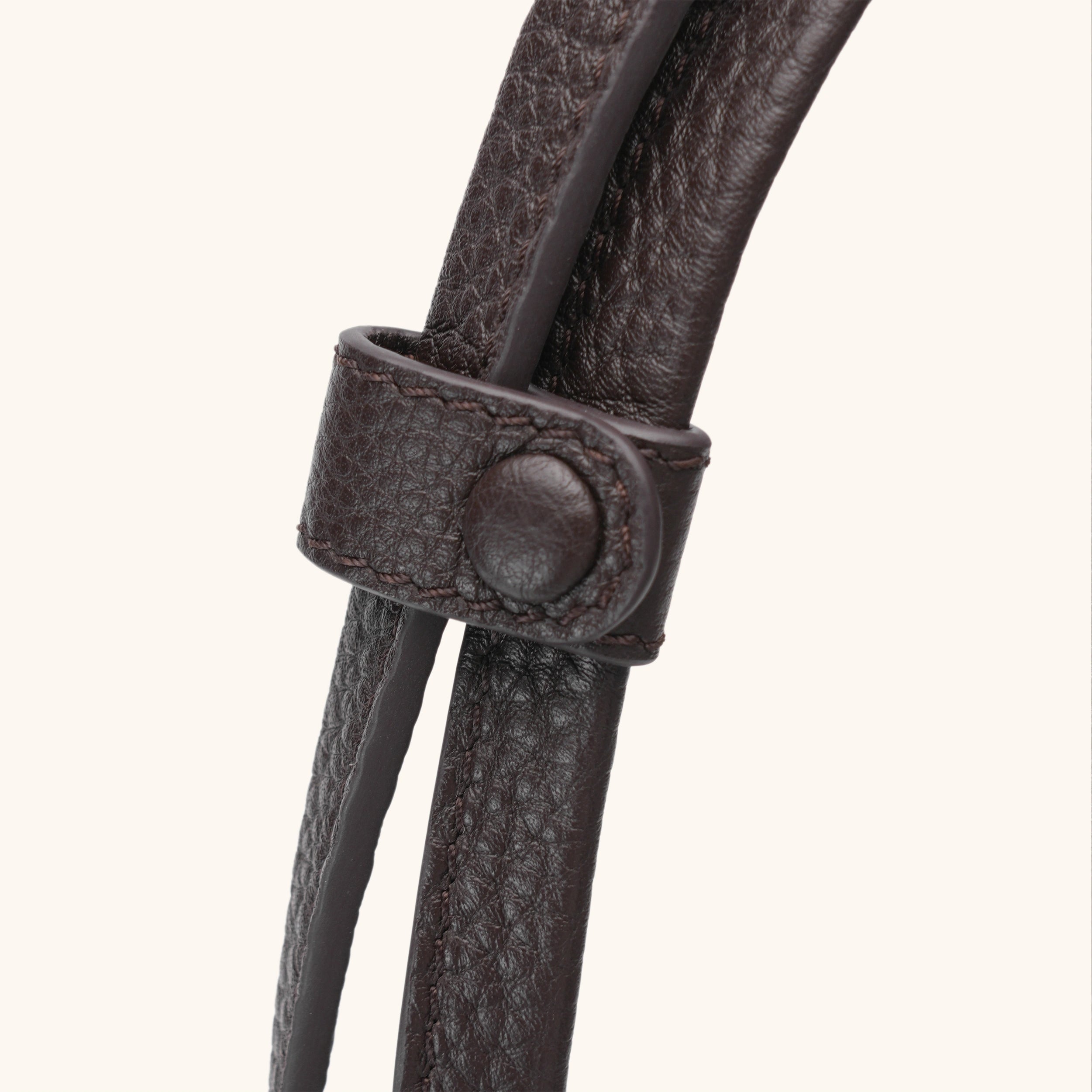 Details of the Bampo Small Rush Bucke