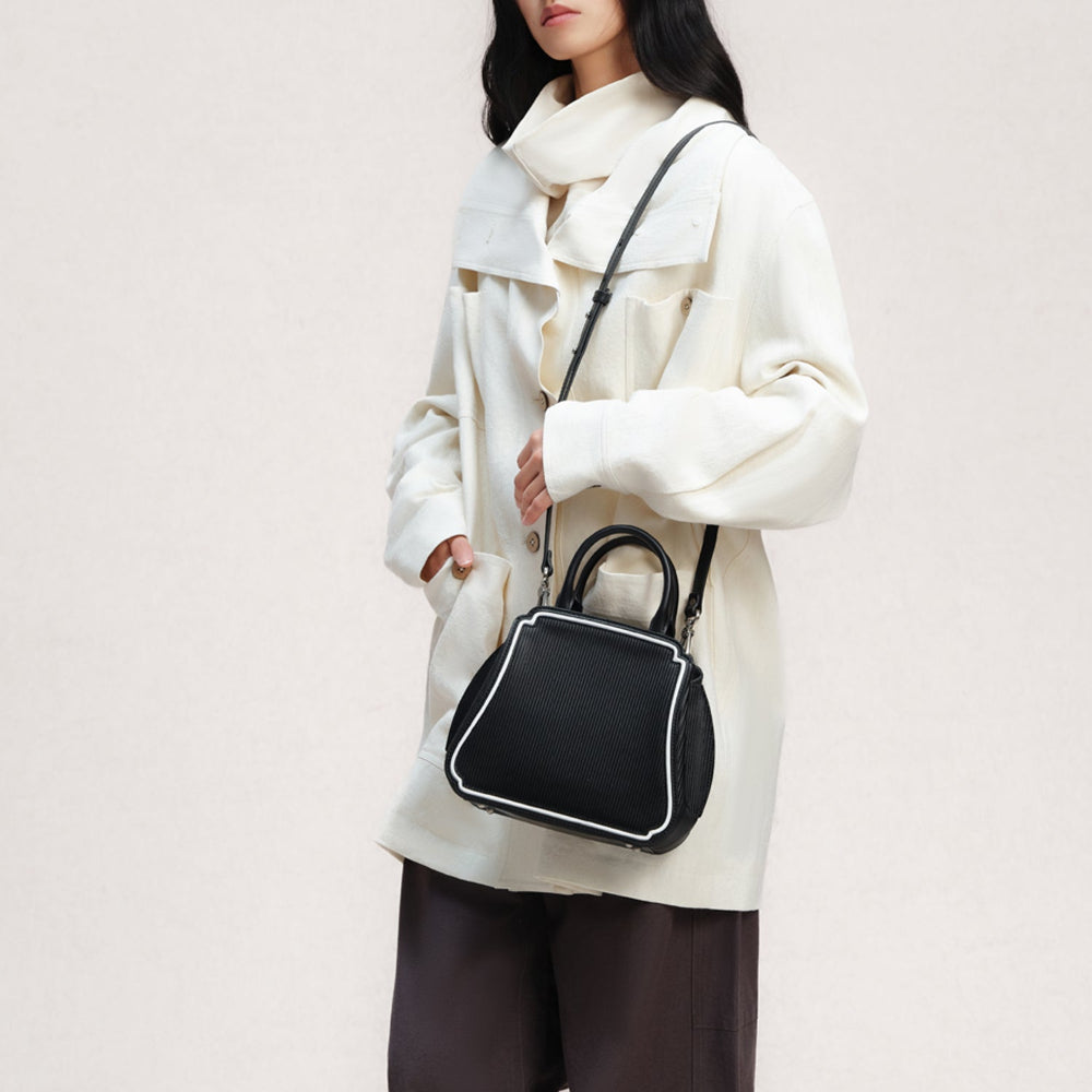 Bampo blank space handbag on model5