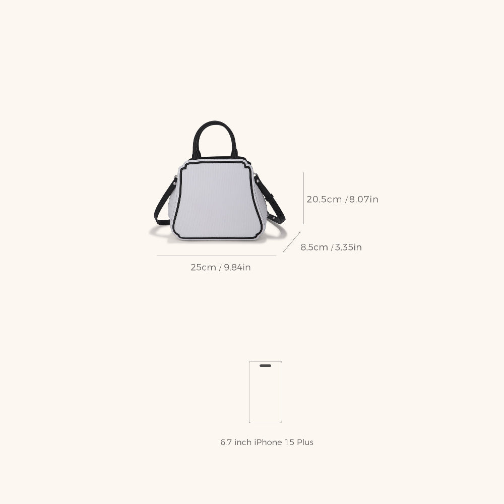 Dimensions of the Bampo blank space handbag
