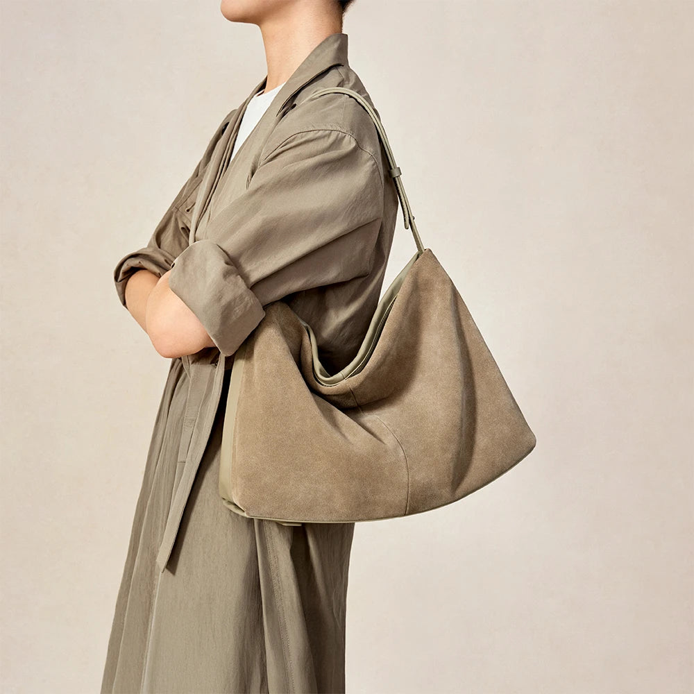 Flow Double-Faced Suede Hobo Drifting Cloud