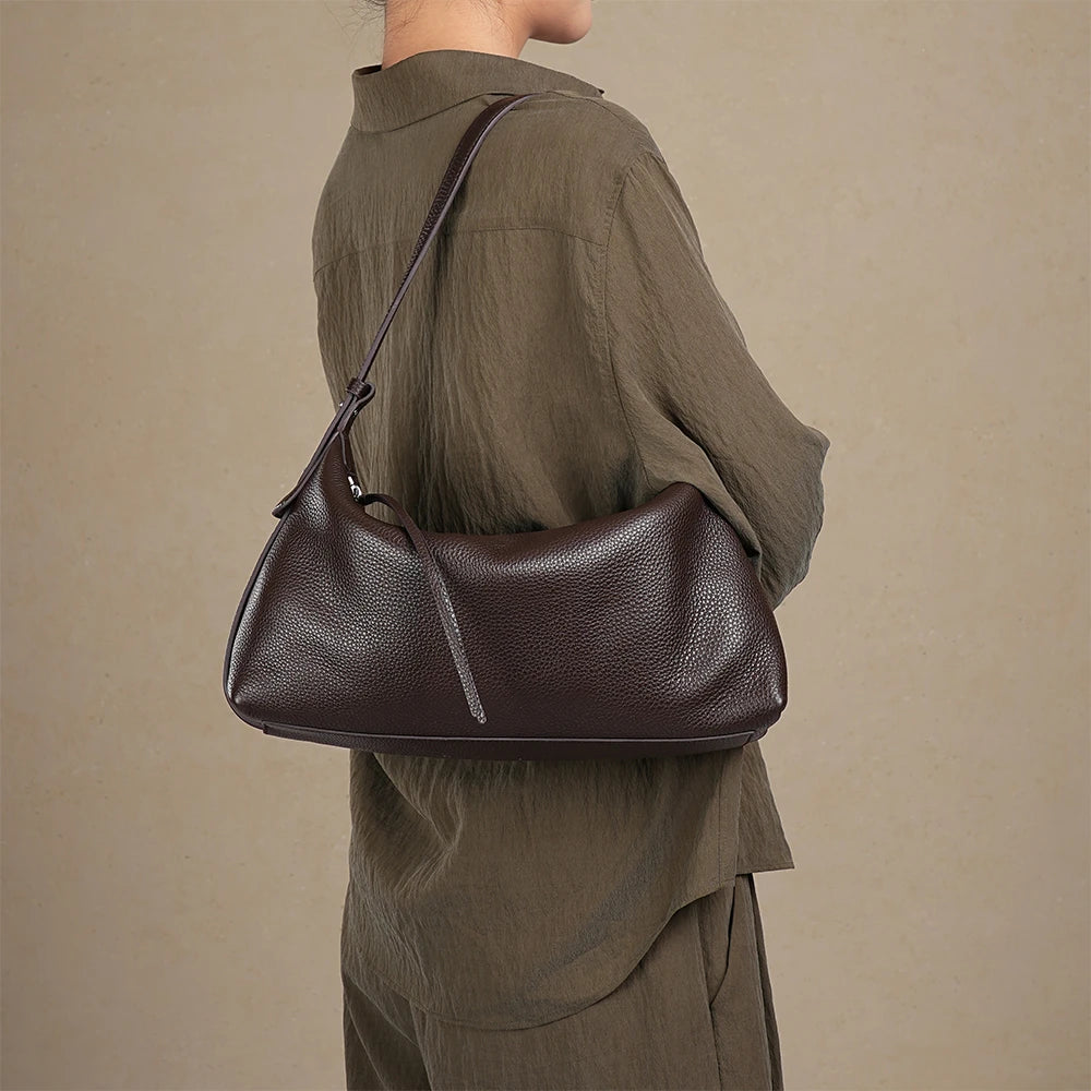 Relume Shoulder Hobo
