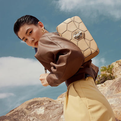 Latch Hexa Bag