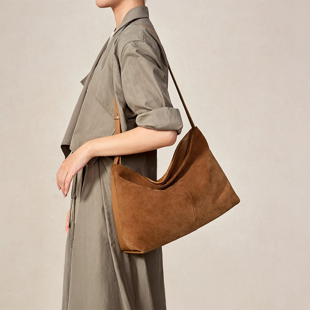 Flow Double-Faced Suede Hobo Drifting Cloud